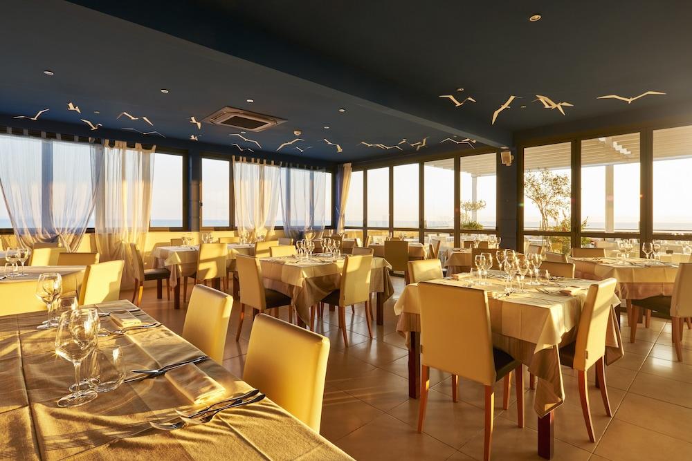 Hotel Fonzari 4*